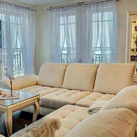 Apartment President Zachod Slonca *